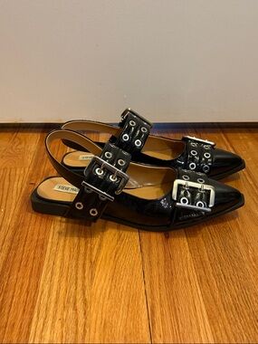 Steve Madden Graya Pointed Toe Buckled Slingback Flats